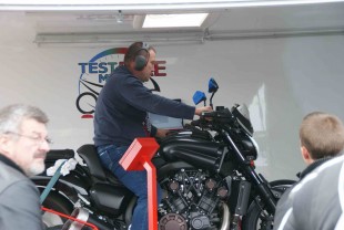 Test en cours - Yamaha Vmax   189 CV - 168 Nm