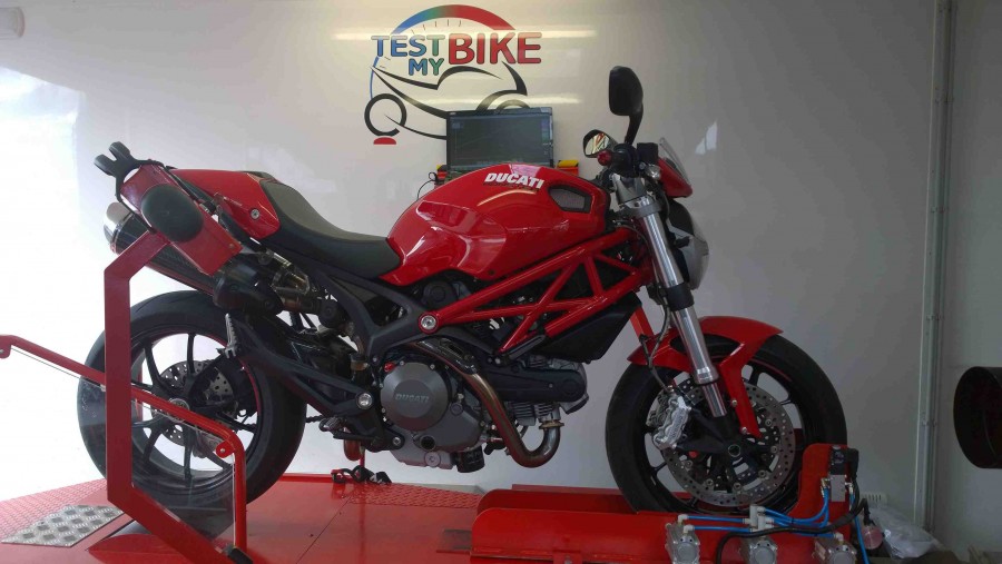 DUCATI Monster 796