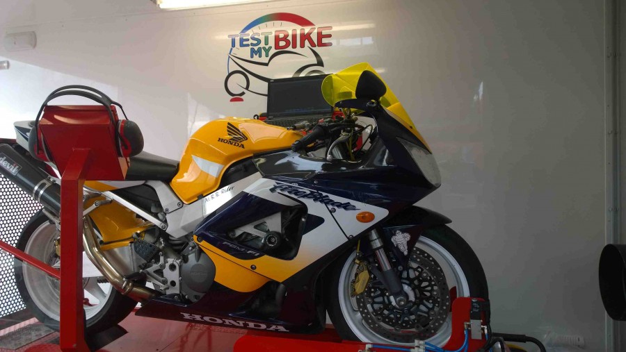 HONDA CBR900RR Fireblade